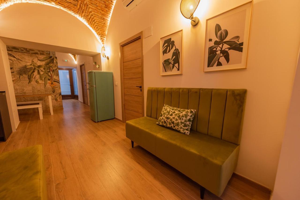 Appartamento Galarza Deluxe Casa Xvi-Xvii Parking Privado Gratis Caces Esterno foto