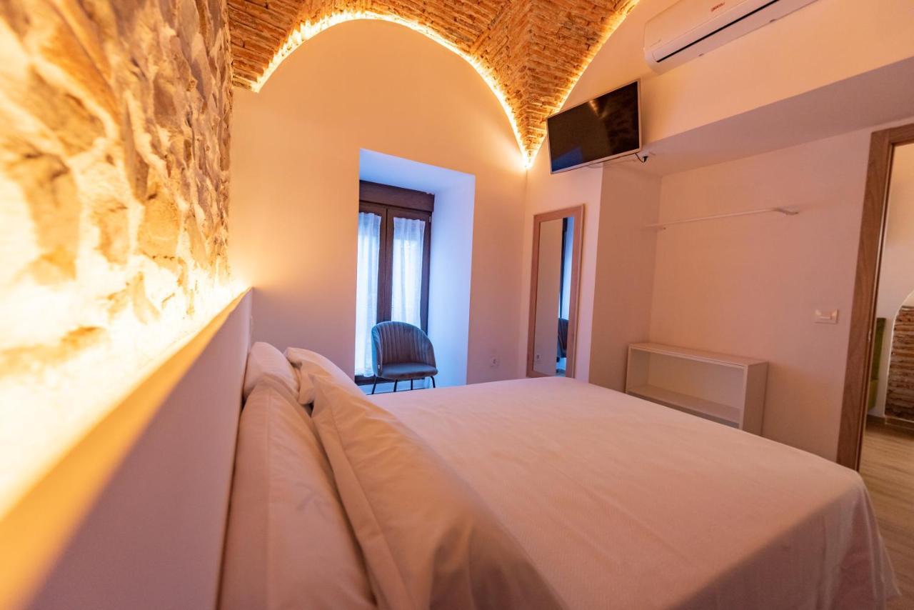 Appartamento Galarza Deluxe Casa Xvi-Xvii Parking Privado Gratis Caces Esterno foto