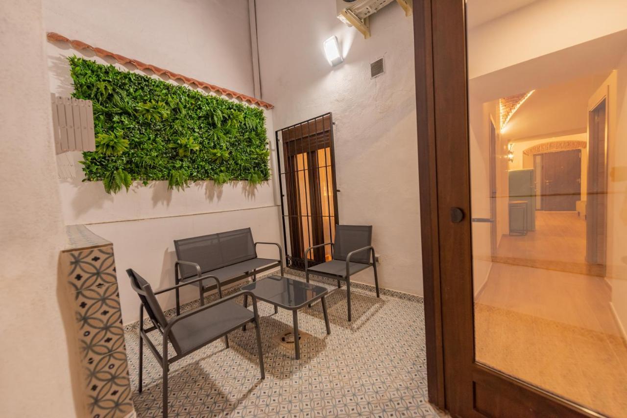 Appartamento Galarza Deluxe Casa Xvi-Xvii Parking Privado Gratis Caces Esterno foto